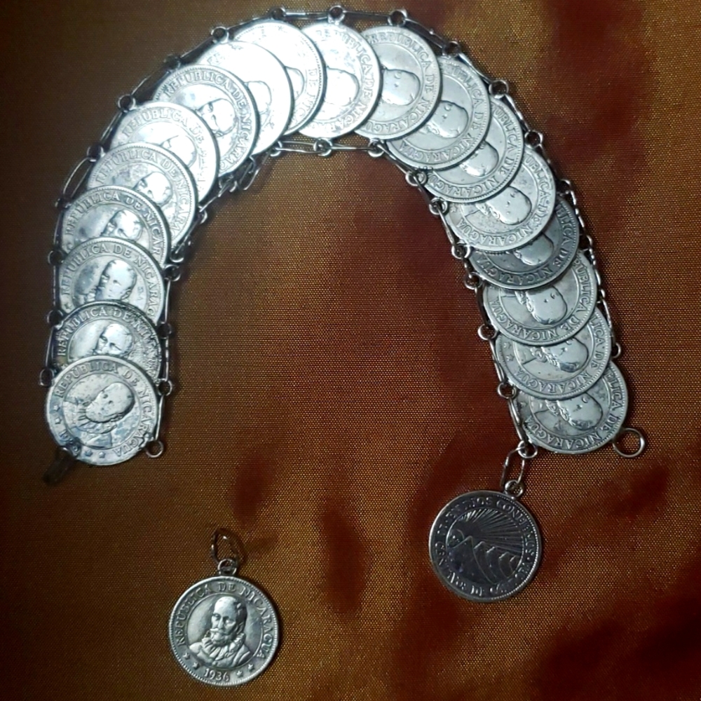 Vintage Nicaraguan Silver coin bracelet and pendant